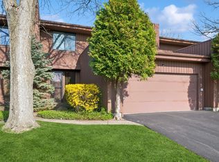 1150 Park Ave W, Highland Park, IL 60035