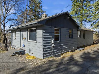1260 Walenta Dr, Moscow, ID, 83843