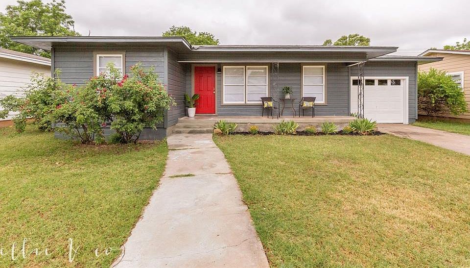 1st image of 902 S San Jose Dr