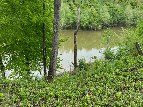 751 Clover Creek Cove Ln, Cloverport, KY 40111