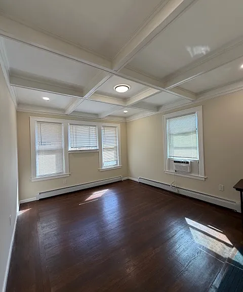 6035 Tyndall Ave #2 — Photo 6
