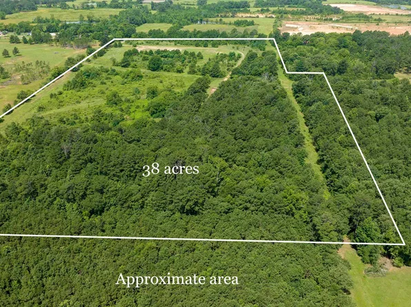 1329 County Road 4131 N, Henderson, TX 75652