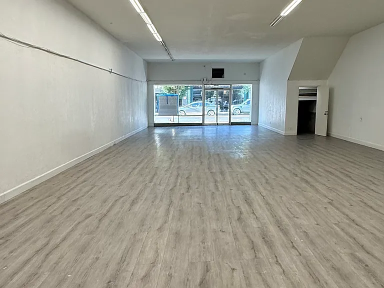 135 W Yosemite Ave #1 — Photo 2