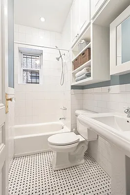 Sold by Corcoran | media 6