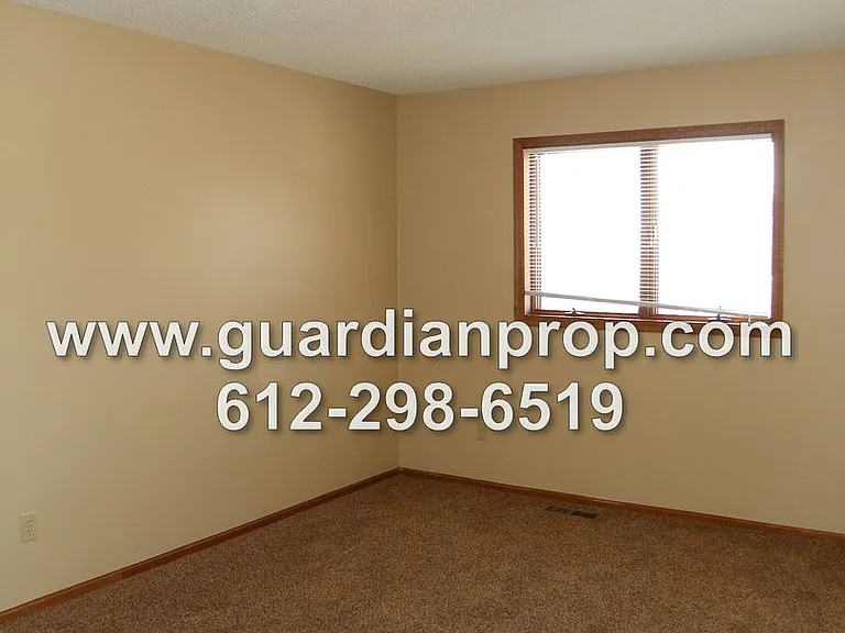 2355 Springside Dr E — Photo 11