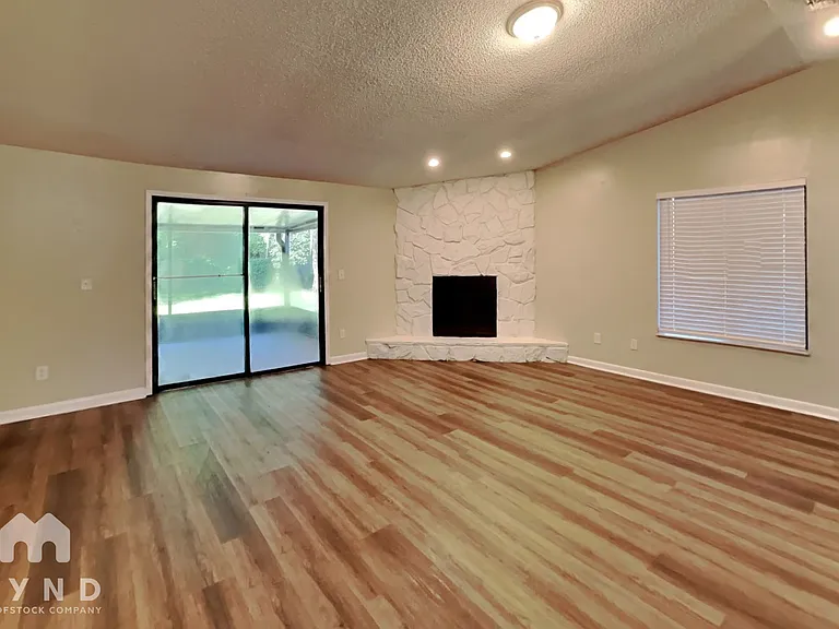 1348 Bear Run Blvd — Photo 4