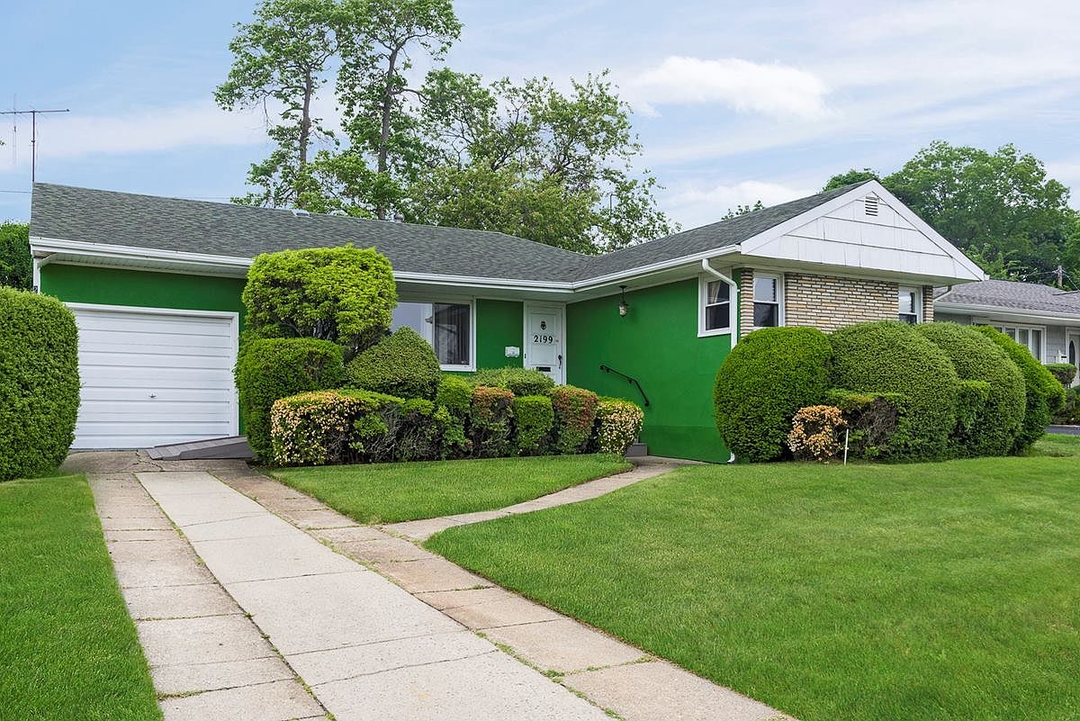 2199 Jacqueline Ave, Bellmore, NY 11710 Zillow