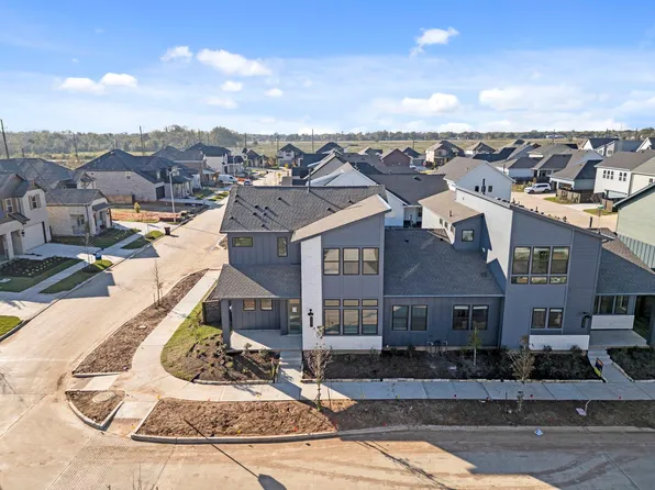 1103 Mercantile St, Richmond, TX 77406