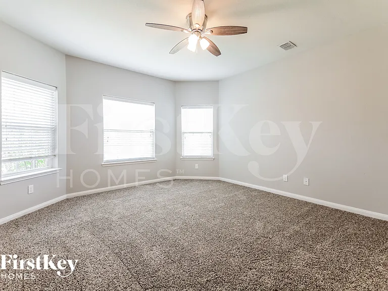 9005 Woodfern Dr — Photo 10