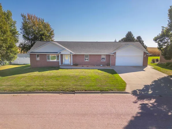 608 S Douglas St, Inwood, IA 51240