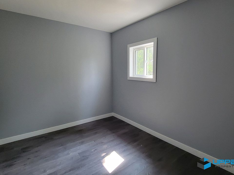 1st image of 586 Machray Ave