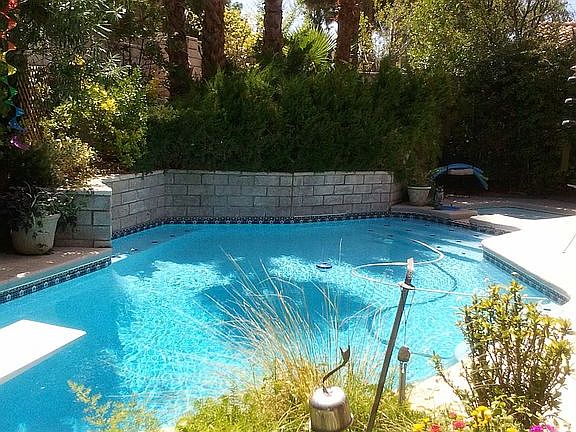 Very Private Pool & Spa