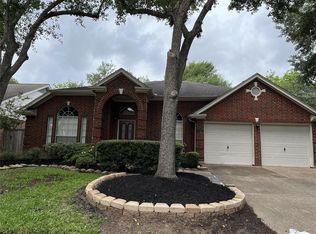 1215 Wood Haven Ct, Sugar Land, TX 77479