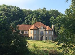 210 Sugarland Way, Morgantown, WV 26508