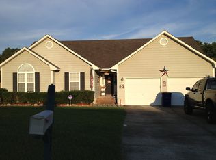 108 Tanner Loop, Raeford, NC 28376