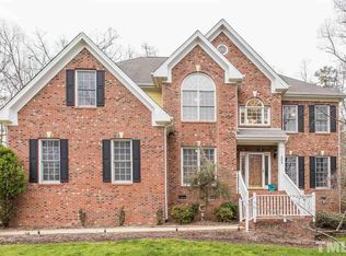 205 Wyndham Dr, Chapel Hill, NC 27516