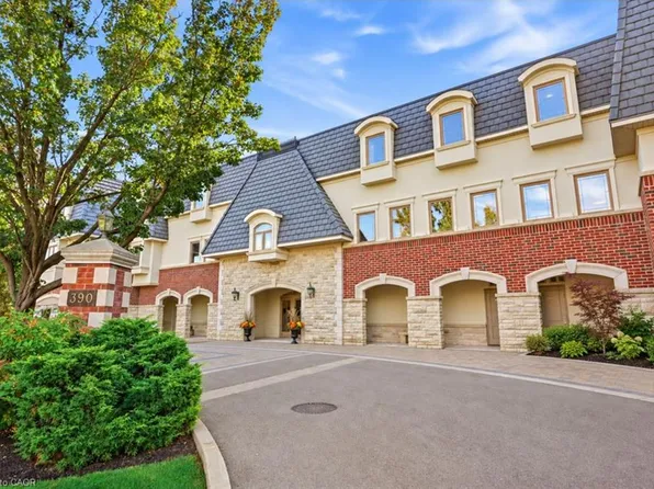 390 Upper Middle Rd E #301, Oakville, ON L6H 0A5