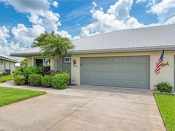 3rd image of 3136 Heron Shores Dr