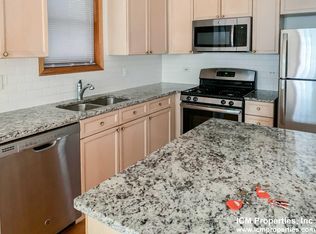 2643 N Wayne Ave #1, Chicago, IL 60614