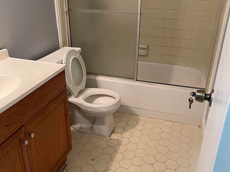 150 Hunters Ln #A — Photo 16