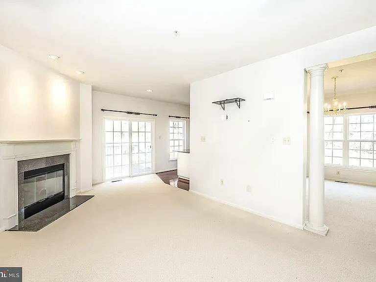 171 Madison Way — Photo 5