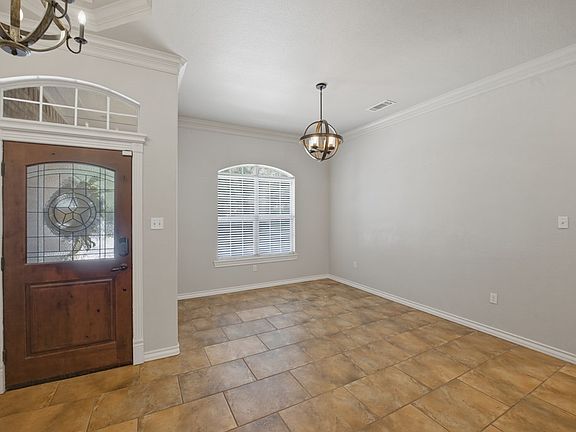 3rd image of 6005 Nottingham Ln