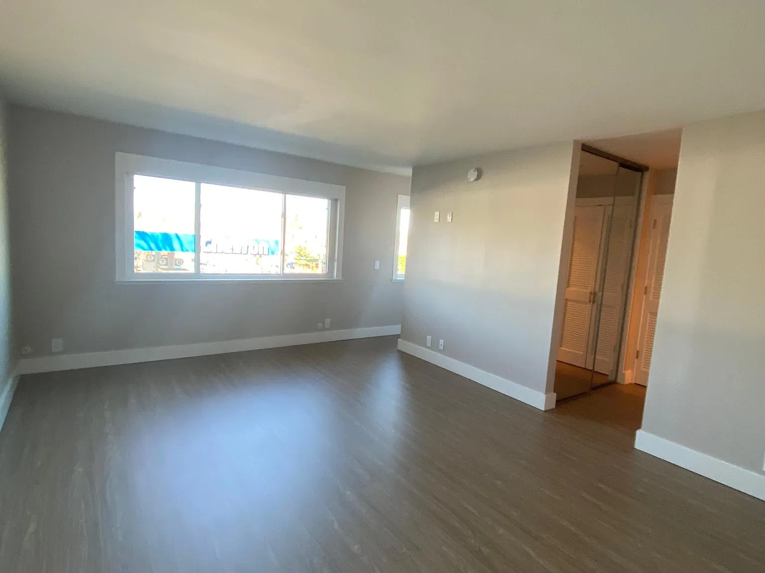 3618 Alameda — Photo 2