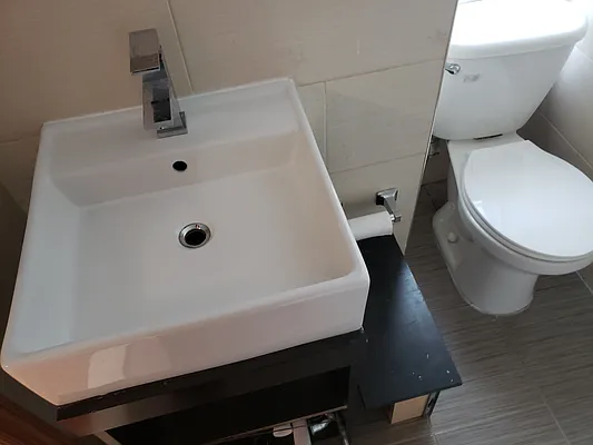 Rented by JB Management NY Inc | media 31