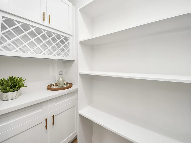 23851 Creekwood Dr — Photo 40