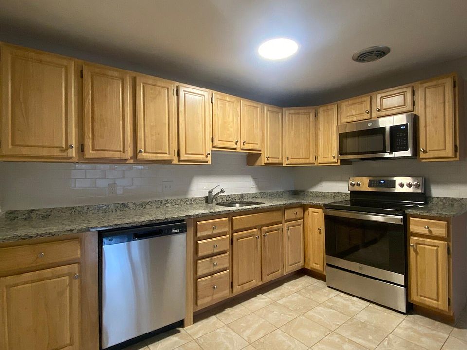 1st image of 113 Babcock St #7B