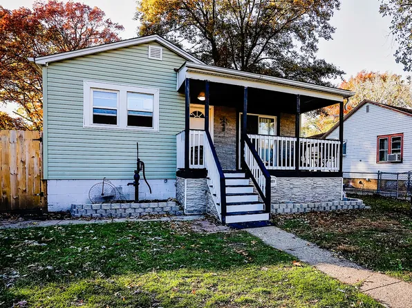 2950 Allen St, Lake Station, IN 46405