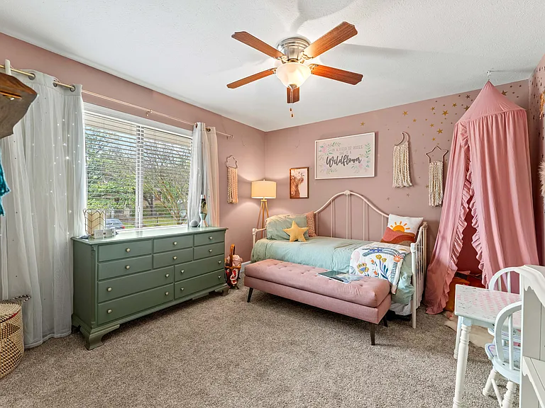 9854 Estate Ln — Photo 24