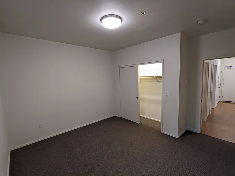 Viewpoint Terrace Apartments — Photo 136