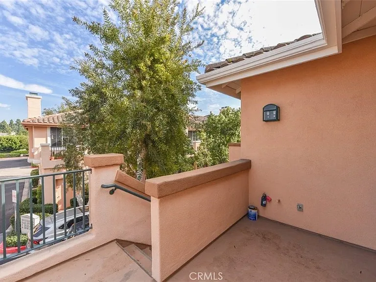 3400 Ladrillo Aisle — Photo 29
