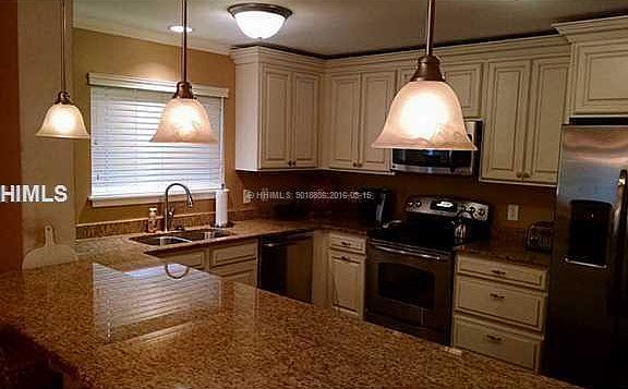 5th image of 36 Deallyon Ave APT 106
