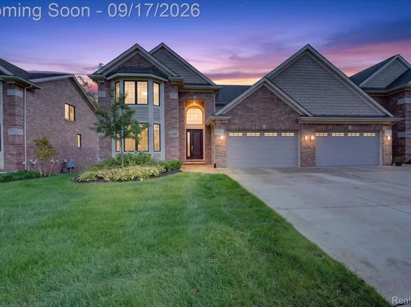 20202 Beacon Way, Northville, MI 48167