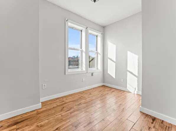 88-01 182nd Place image 6 of 7