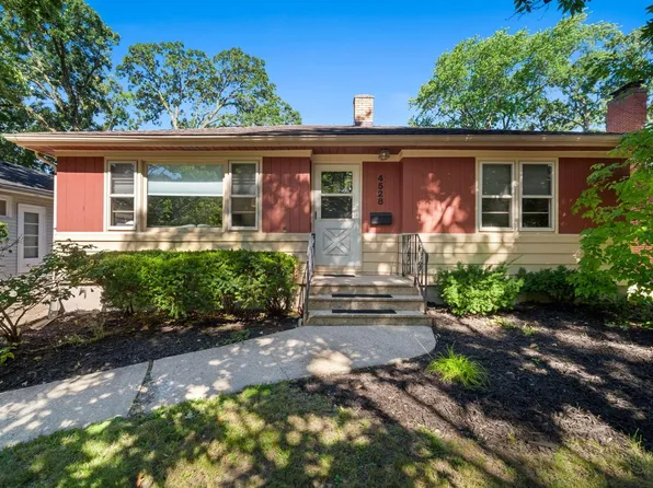 4528 Taft Rd, Kenosha, WI 53142