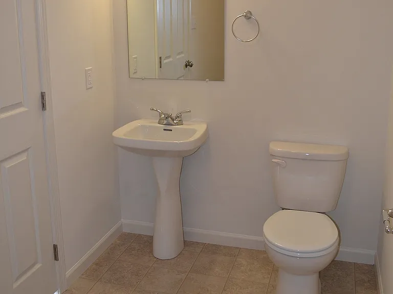 24 E Abby Ln — Photo 7