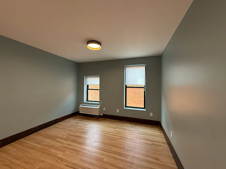 2313 Central Ave #7 — Photo 3