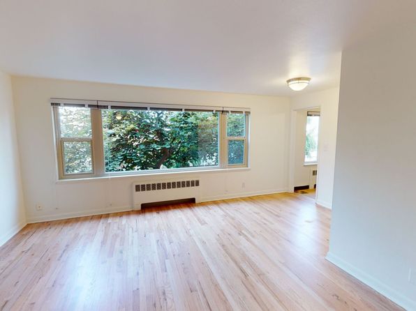 733 Summit Ave E #350