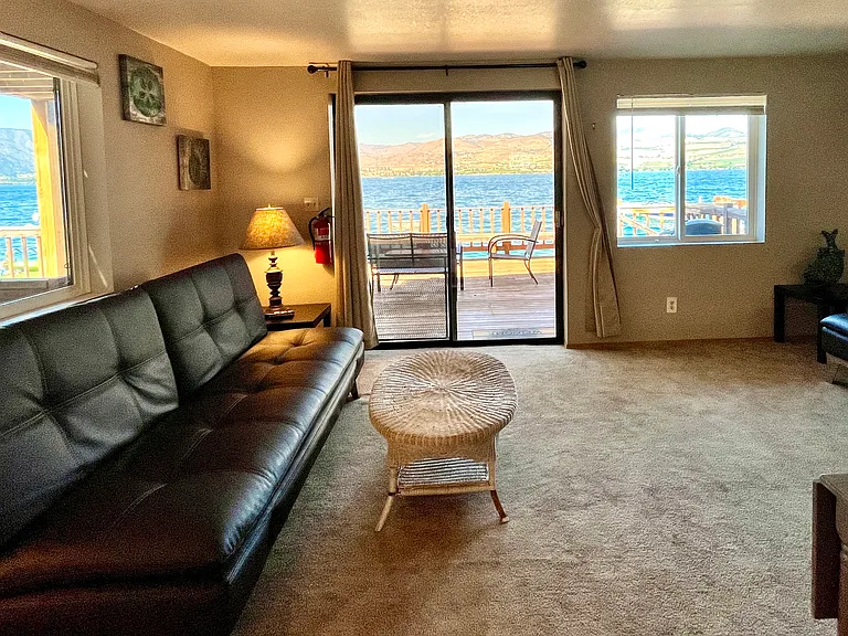 2946 S Lakeshore Rd #3 — Photo 6