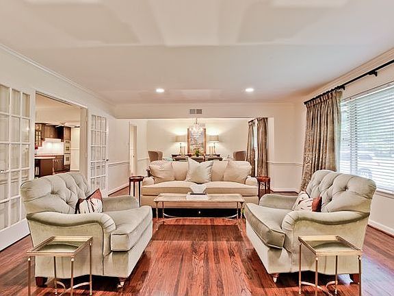 3rd image of 5726 Preston Haven Dr
