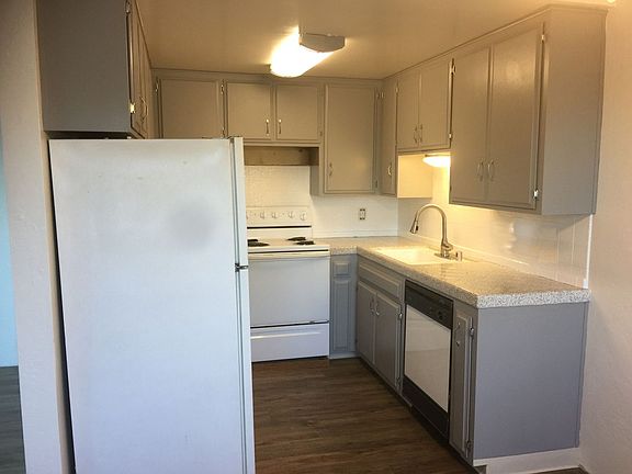 4th image of 4433 Montalvo St APT 03