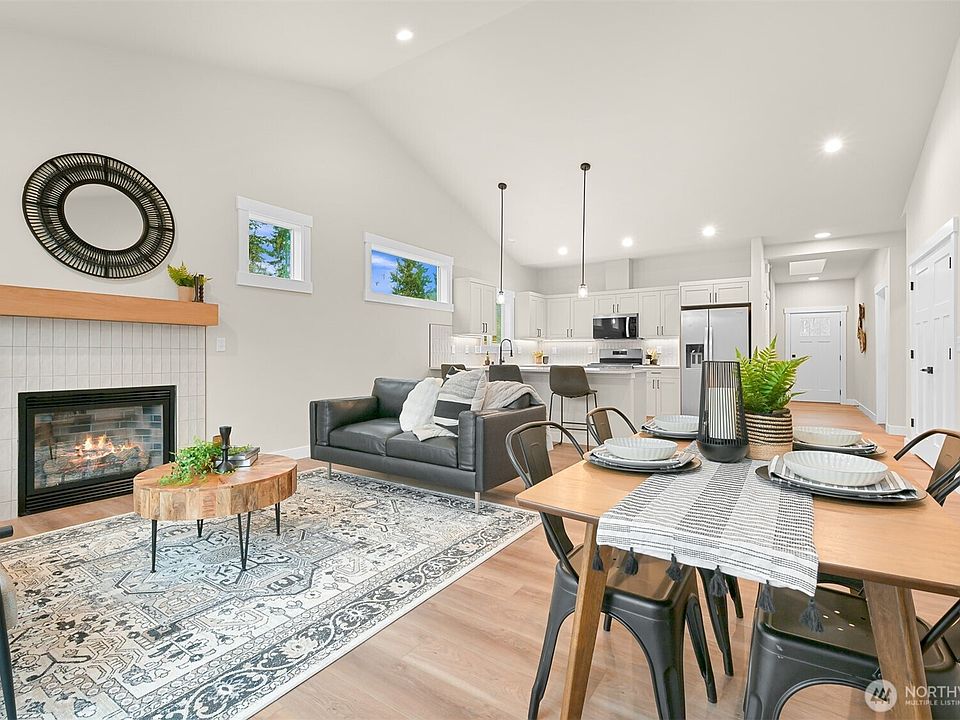 1st image of 3993 Gentlebrook Lane #4
