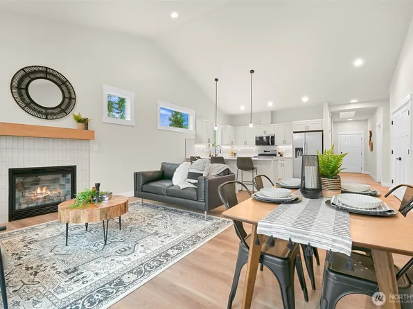 3993 Gentlebrook Lane #4, Bellingham, WA 98226