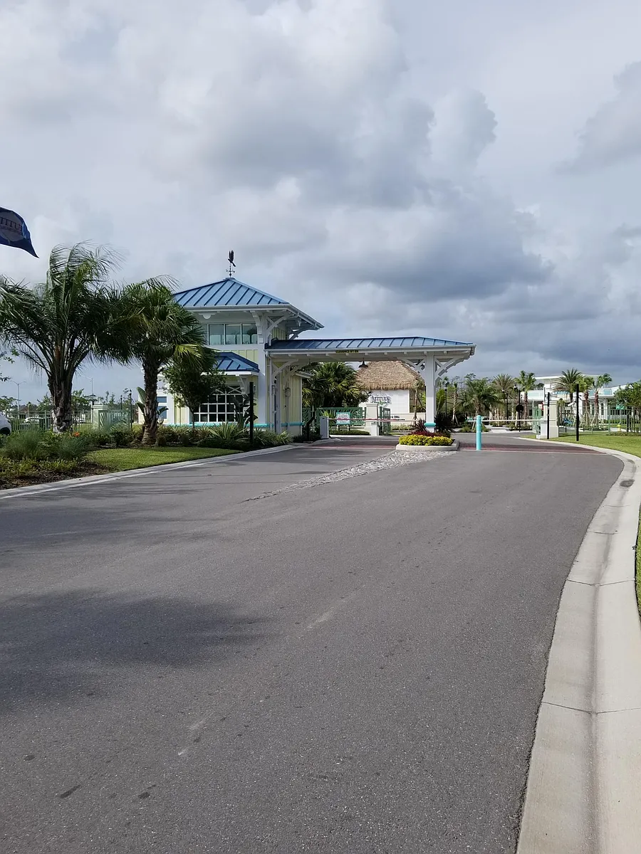 Building Photo - 330 Coral Reef Way