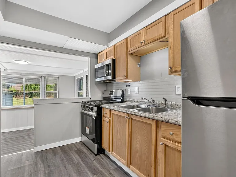 161 Cameron Rd — Photo 3