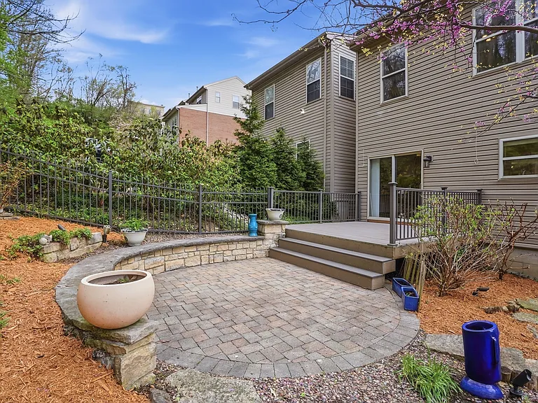 525 Boal St — Photo 88