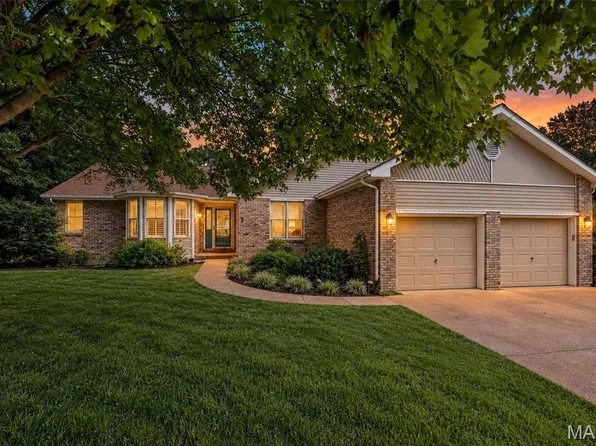 5 Lexington Ln, Washington, MO 63090